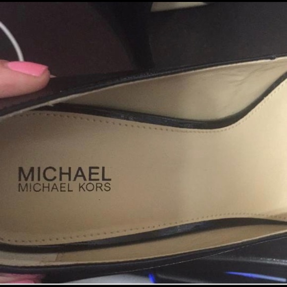 Michael kors pumps - Picture 6 of 8